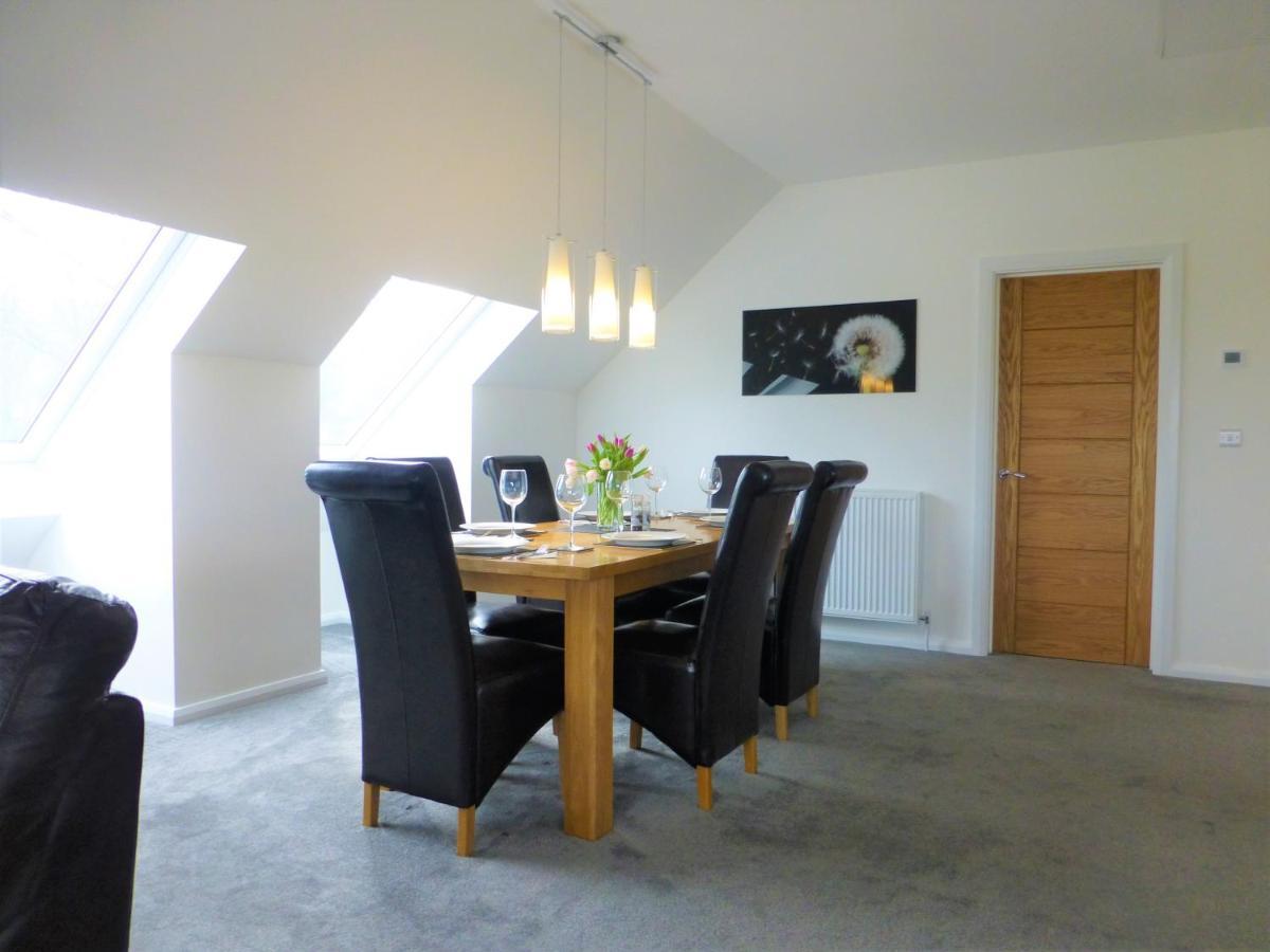 Gerycastell Luxury Holiday Apartment With Stunning Views & Ev Station Point Carmarthen Exterior foto